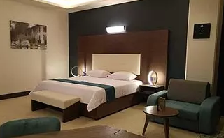 نام تور ۲
